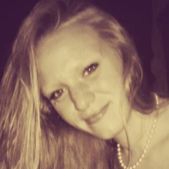 Meet your Posher, Jessica - Picture 1 of 1